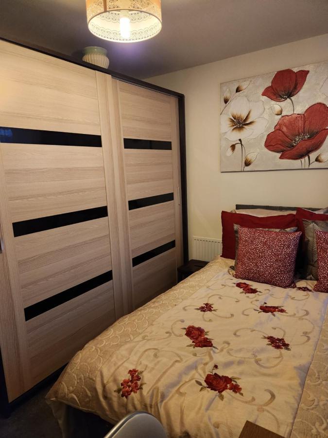 דירות דונקסטר Rehoboth In Yew Gardens מראה חיצוני תמונה
